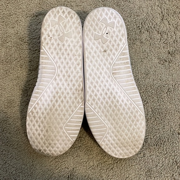 Under armour sneaker - Picture 4 of 5